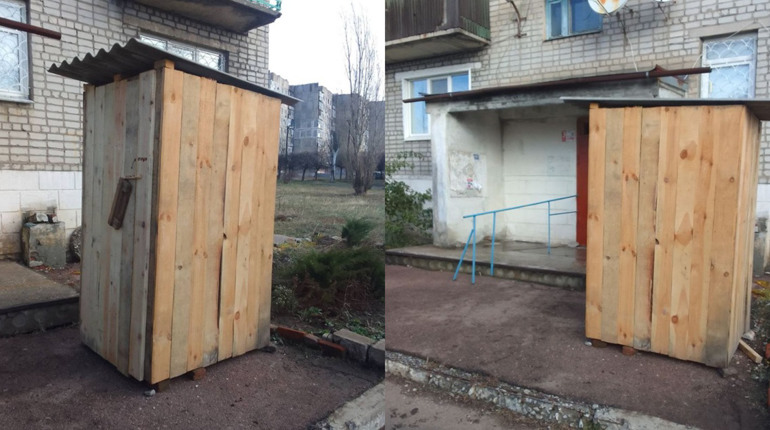 В Торецькій громаді встановлюють вуличні вбиральні на каналізаційних колекторах