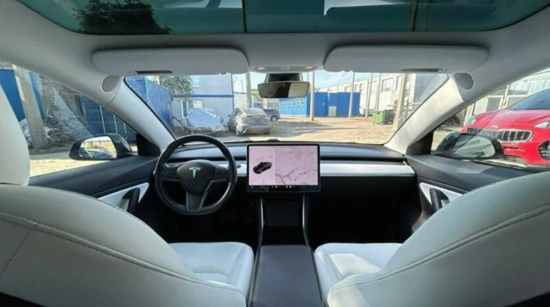 Станція технічного обслуговування та ремонту автомобілів Tesla в Україні