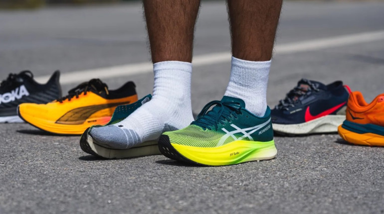 Як підібрати правильні кросівки Asics для бігу та фітнесу?