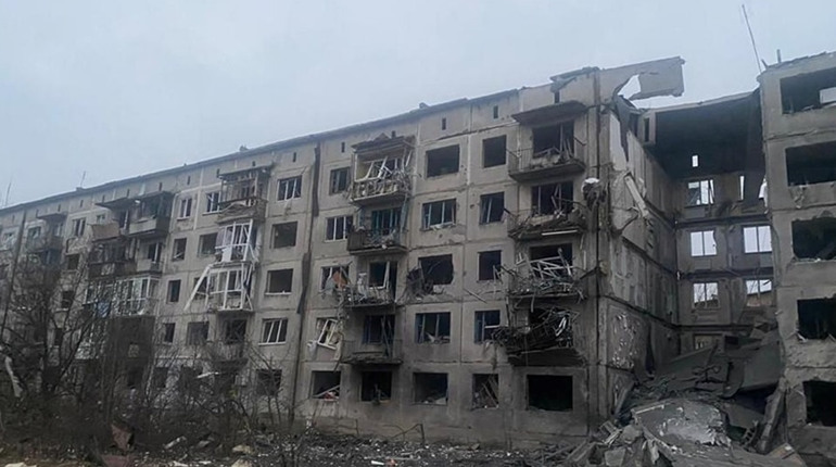 Ворог кинув на Торецьку громаду керовану бомбу. Пошкоджено 8 будівель