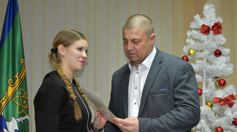 У 2023 році стипендію міського голови «Обдарованість» отримали 10 юних і талановитих южноукраїнців