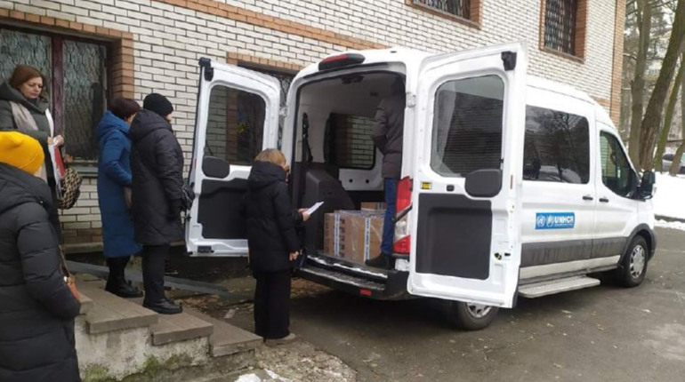 Школярі Луганщини отримають ще 169 ноутбуків. Хто надав гаджети для навчання в онлайн-режимі