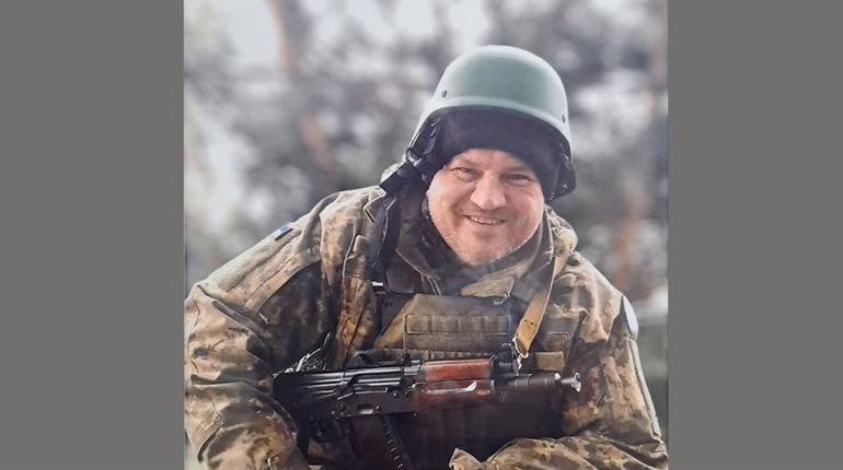 День жалоби на Кагарличчині: у Очеретяному поховають воїна-захисника Леоніда Кардаша