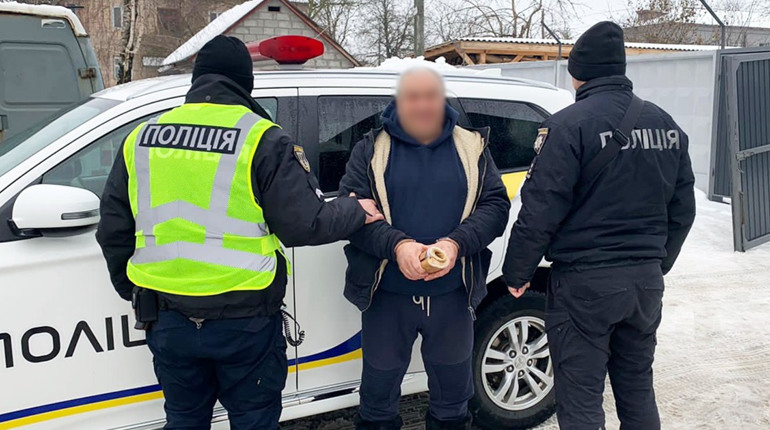 На Чернігівщині водій наїхав на поліцейського. Подробиці