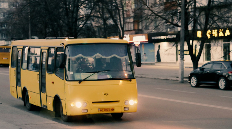 Перевізникам Нікополя затвердили компенсацію за пільговий проїзд у грудні: деталі документу