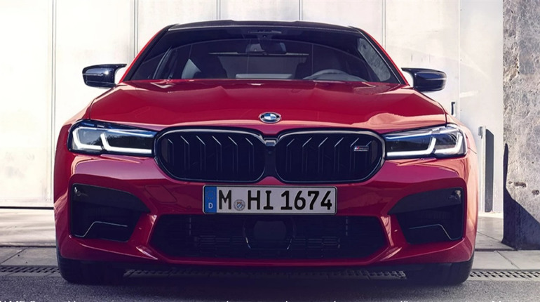 BMW M5 vs конкуренти: Порівняння спортивних седанів