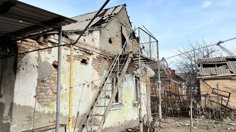 Російські окупанти поранили двох людей у Нікополі: наслідки обстрілів
