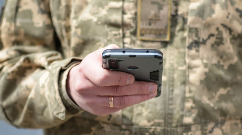 З 1 січня в Україні запрацювала лінія для військовослужбовців: за яким номером телефонувати?