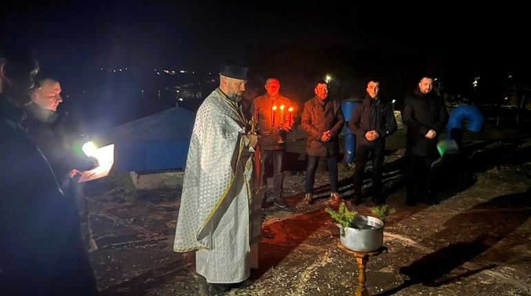 Сьогодні з кранів чортків’ян, як і кожного року на Водохреще, тектиме освячена вода