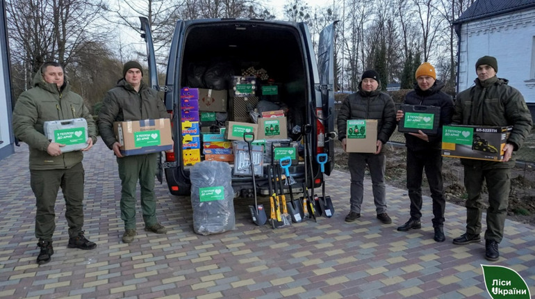 Гуманітарна допомога на передову: як лісівники підтримують одне одного