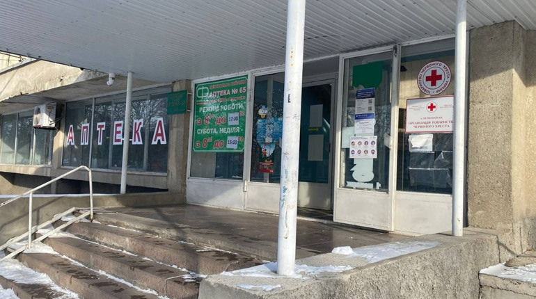 Одяг, речі домашнього вжитку та інвалідні крісла: чим можуть допомогти у Первомайську волонтери ЧХ