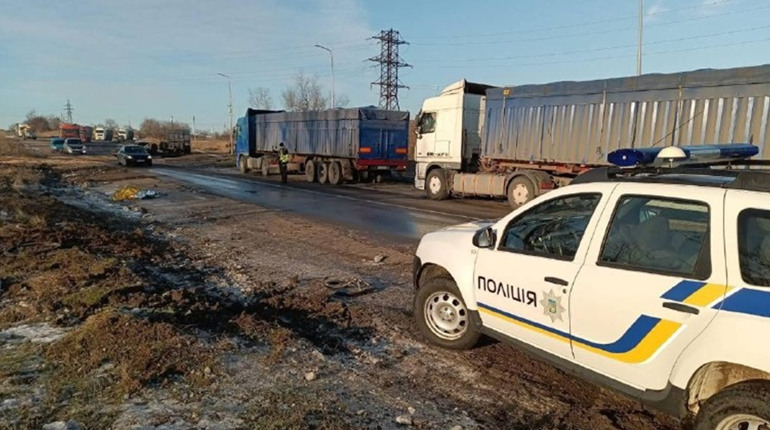На трасі Одеса-Южне сталася смертельна аварія (ФОТО)