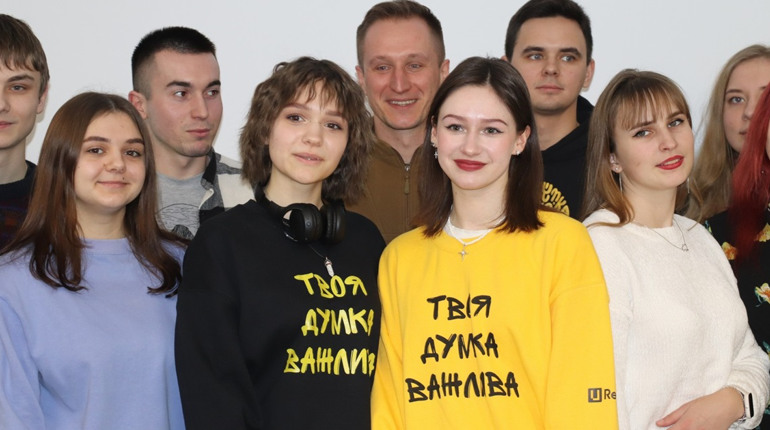 В Чернігові з'явився проєкт для молоді U-Report. Що має на меті