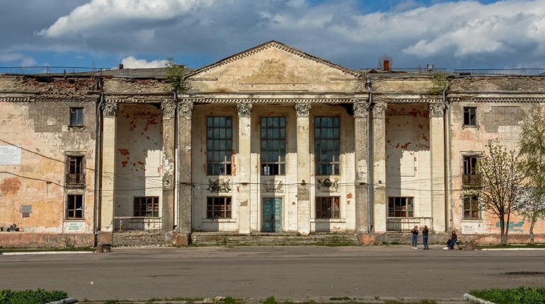 Місто на Луганщині відрізане "від цивілізації". Немає ані світла, ані води, маршрутки теж не їздять