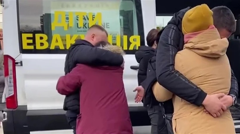 Ще чотирьох дітей повернули з тимчасово окупованих територій на територію України
