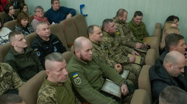 Для ветеранів, що повернулися з війни у Запоріжжі відкрили спеціальний центр