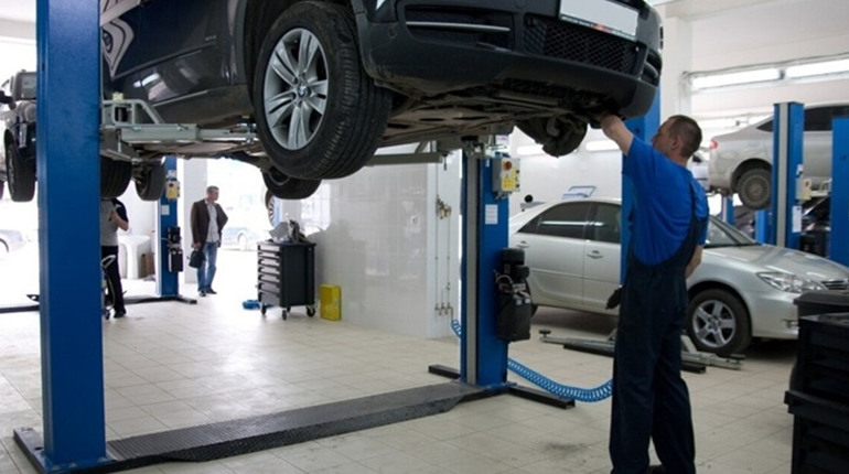 Який автопідйомник вибрати для автомайстерні?