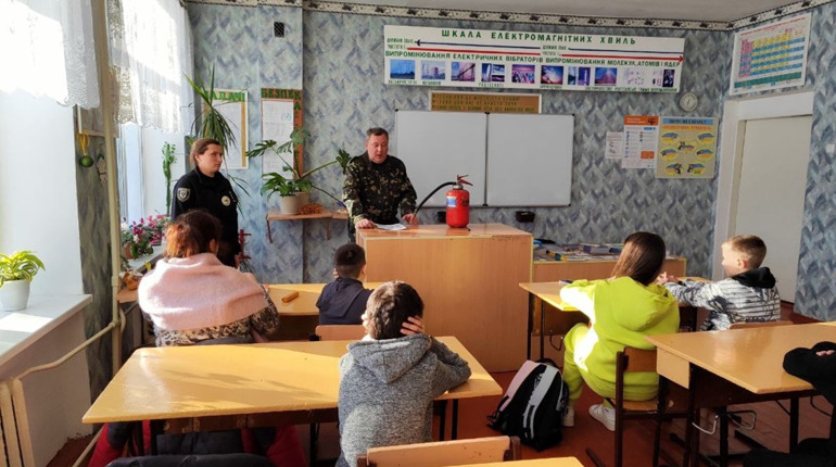 У трьох школах Менської громади відкрили «Класи безпеки»