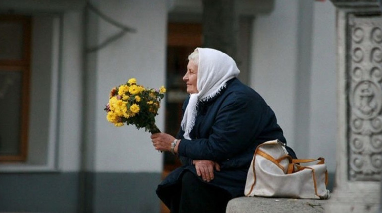 Пенсійний фонд Луганщини 8 та 12 лютого консультуватиме переселенців. Де буде прийом ВПО