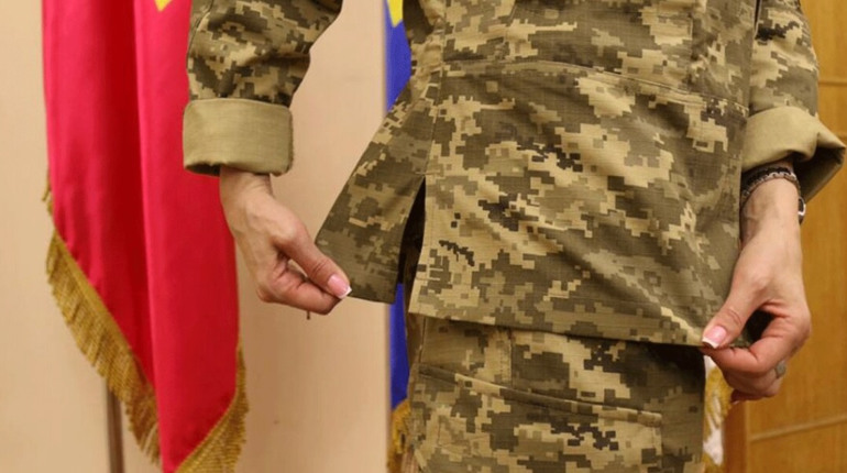 Жінки у військовій формі ЗСУ: адаптація уніформи та досвід служби