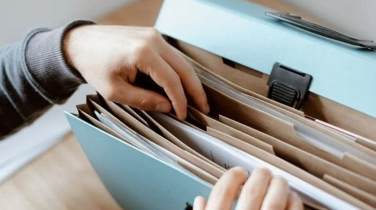 У Мелітополі не працює окупаційний РАЦС, жителям рекомендують звертатись у чат-бот