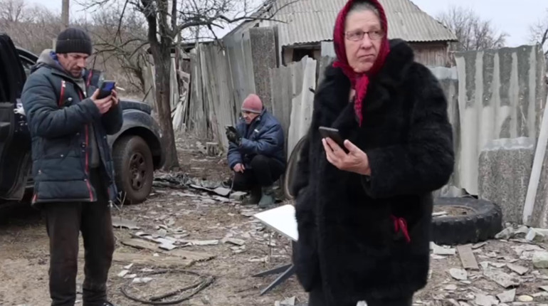 Поліцейські Луганщини доставили продукти жителям прифронтових сіл. Там залишається 61 людина