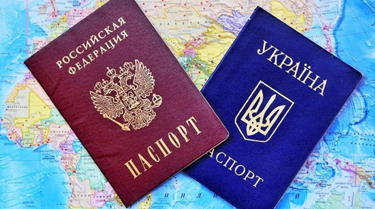 "Чорний список". У Старобільську "міграційна служба" окупантів шукає українців