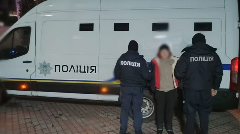На Київщині затримали крадійку, яка перебувала у розшуку та переховувалась від поліції