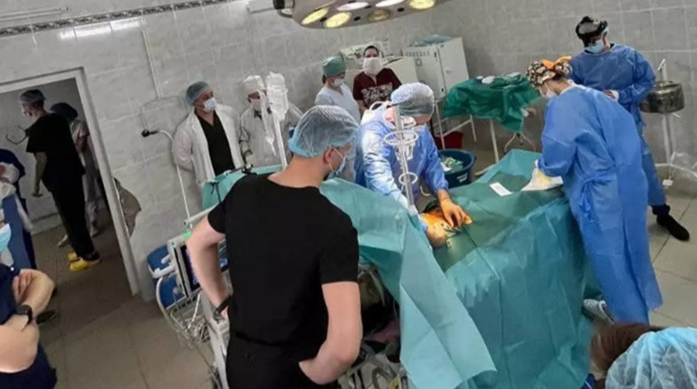 У сусідів: провели пересадку серця, в аварії загинули двоє людей, відключення боржників