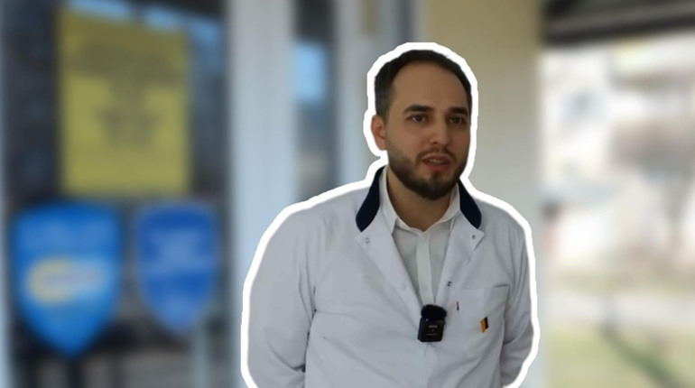 “Мені дзвонять і о восьмій вечора” - лікар-переселенець розповів про свою роботу в Києві