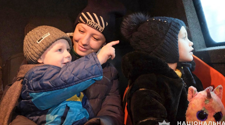 Від хаосу війни до безпечного притулку: надзвичайна евакуація дітей з Торецької громади