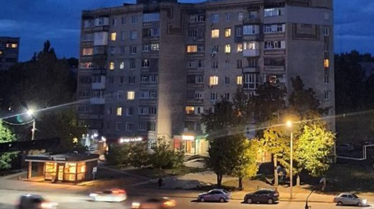 Вуличне освітлення. У Лозовій введено новий графік увімкнення ліхтарів