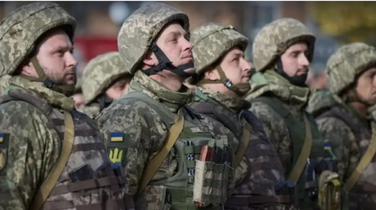 Зеленський підписав закон про зменшення мобілізаційного віку з 27 до 25 років
