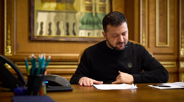 Відтепер можуть мобілізовувати з 25 років: президент України підписав закон