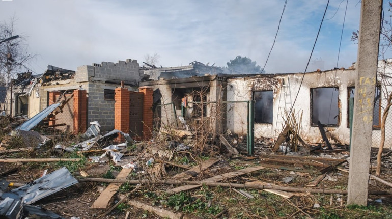 Вночі Покровськ зазнав ракетного удару: пошкоджено житлові будинки. Поранень зазнали 5 осіб