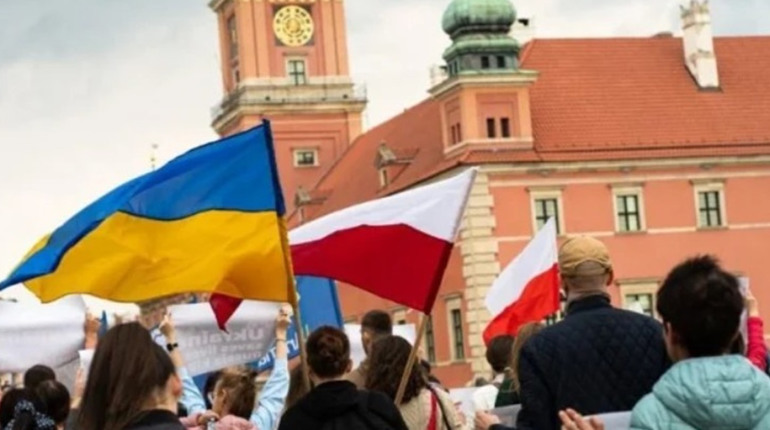 Українських освітян працевлаштують в Польщі: умови та деталі