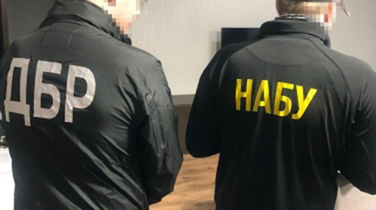 Строк у дисбаті за організацію перевезення ухилянтів за кордон отримав прикордонник з Одещини