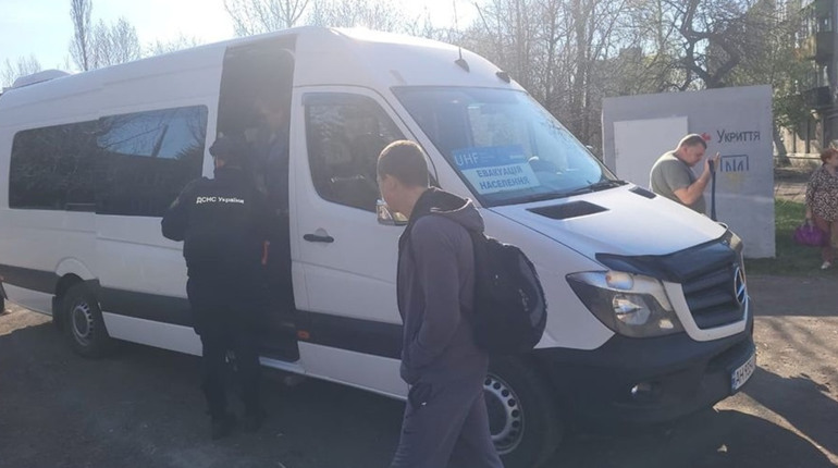 Безкоштовна евакуація з Донеччини до Рівненської області 16 квітня