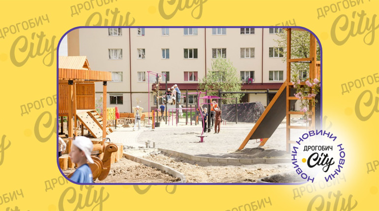 У Стебнику будують дитячий майданчик коштом близько 2 млн гривень: його фінансують благодійники