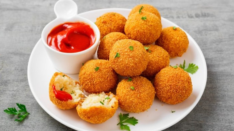 Рецепт дня: картопляні крокети з сиром