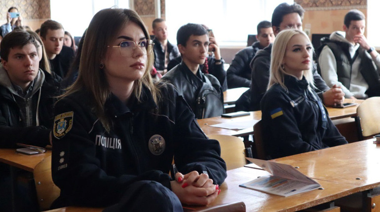 У Первомайську презентували «ПоРадник безпеки» для жителів громади