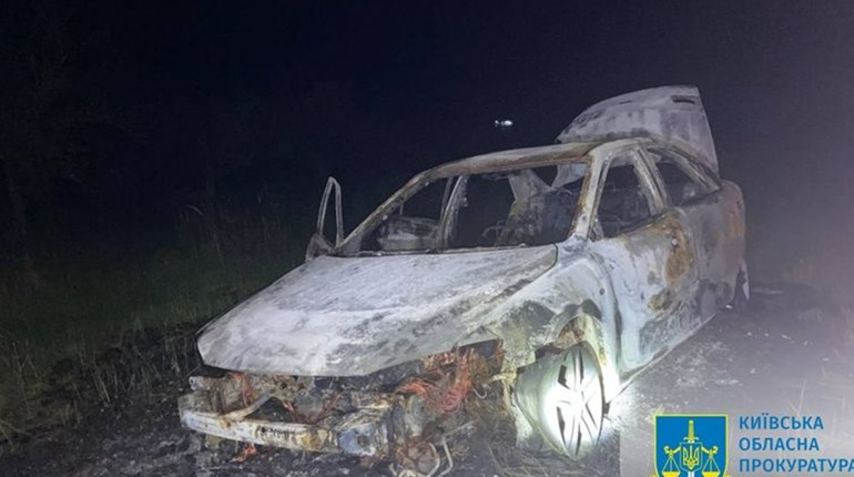 На Київщині під варту взяли чоловіка, який підпалив колишню дружину та її автівку