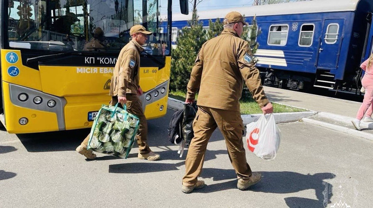 З 2 травня розпочинається безплатна евакуація мешканців Донеччини з Покровська до Волинської області