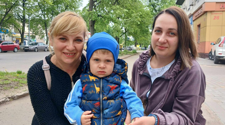 Колись Валерія обов’язково напише книгу спогадів для свого сина: історія переселенок