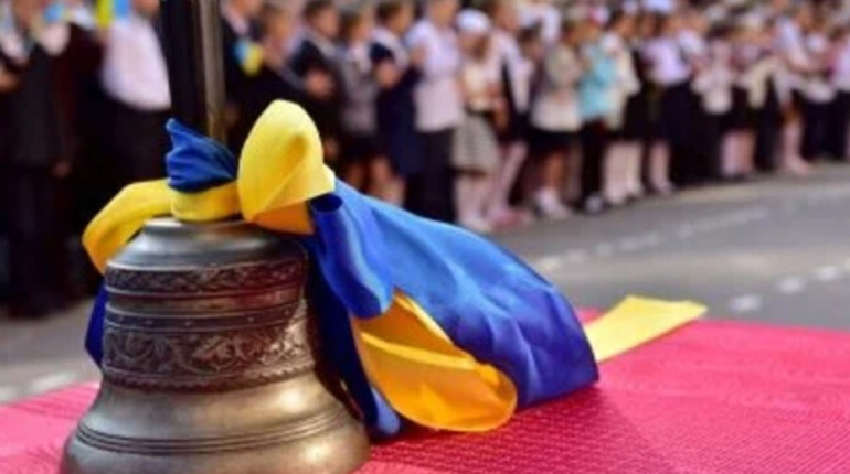 Луганщина отримала документи про освіту для випускників 2024 року. Скільки свідоцтв надійшло