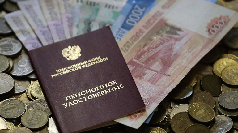 У Мелітополі пенсіонери, які вірили в "багате російське життя", розчаровані та залишені без коштів