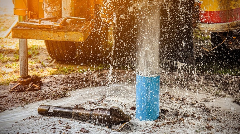 Буріння свердловин на воду в Києві та області: саме надійне джерело водопостачання