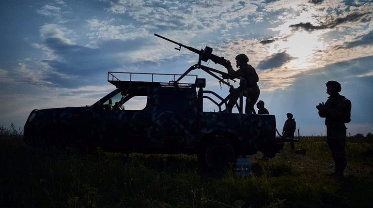 На Луганщині зафіксовано переміщення ворога. Росіяни пересуваються цивільними автівками