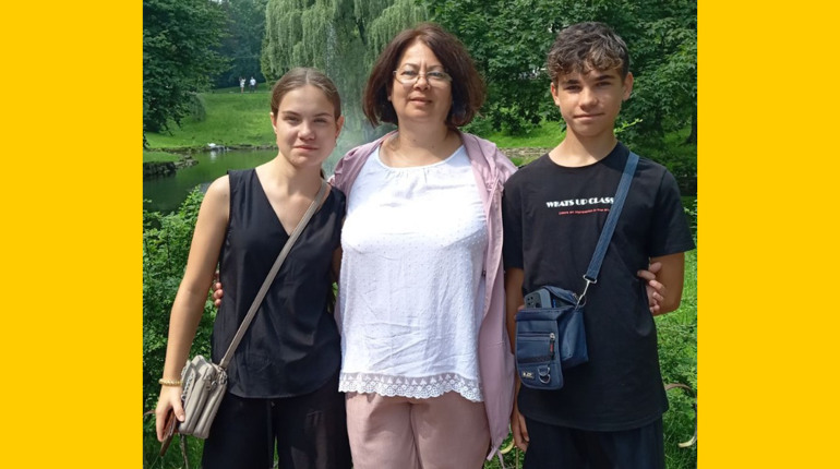 «Працюємо, вчимося, донатимо і відмовляємося хворіти»: інтерв’ю з первомайчанкою
