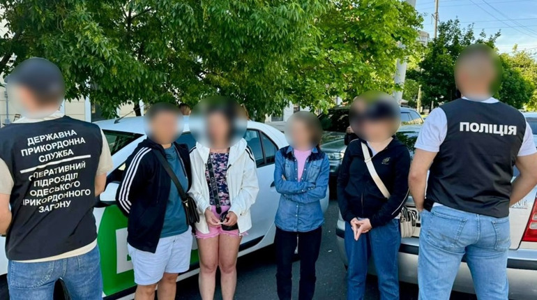 Одесит за 4000 доларів ледь не став багатодітним батьком: про фіктивний шлюб дізналася поліція